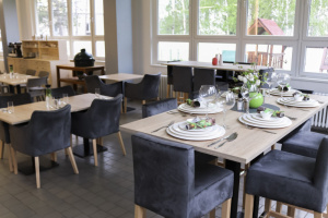  Luxusní židle do školní restaurace a jídelny gastro | Ressed